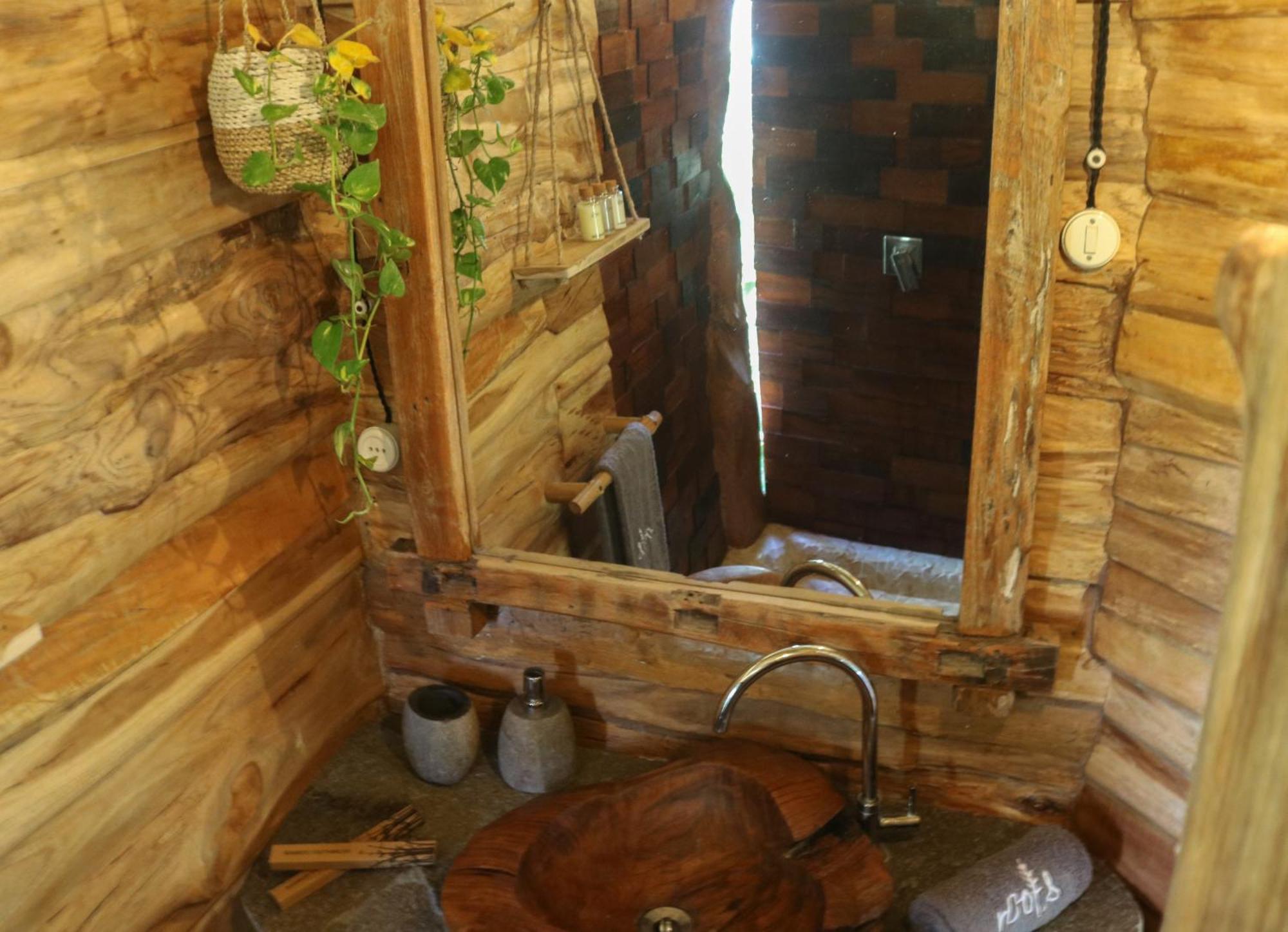 Roots Tree House Villa Uluwatu  Phòng bức ảnh
