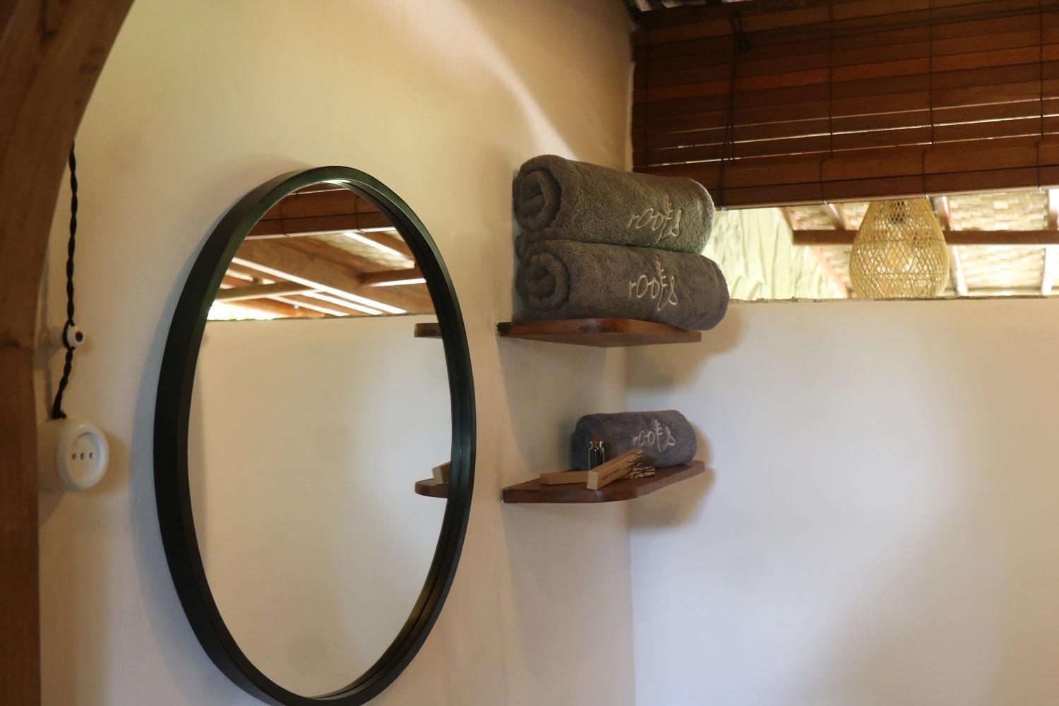 Roots Tree House Villa Uluwatu  Phòng bức ảnh