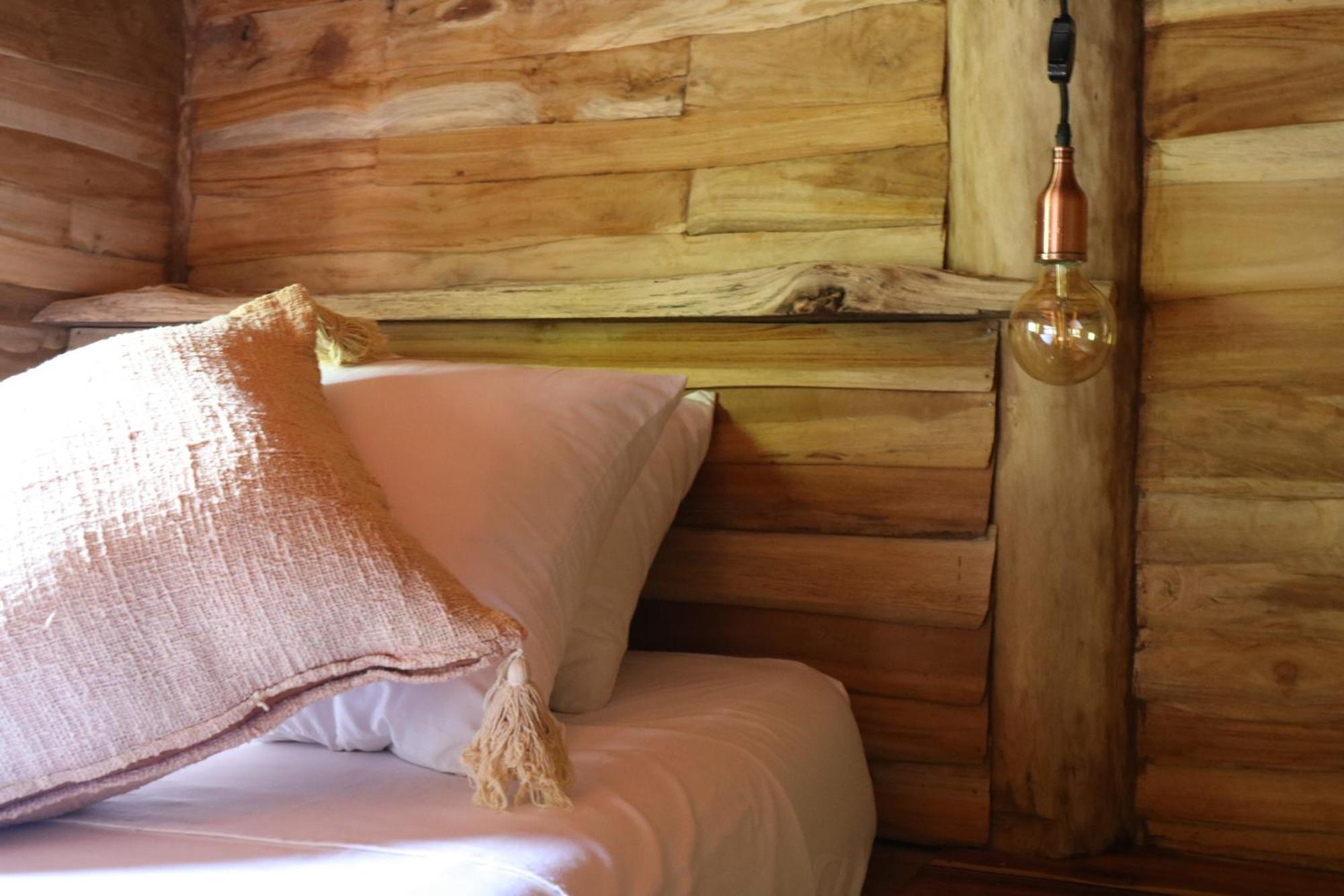 Roots Tree House Villa Uluwatu  Phòng bức ảnh